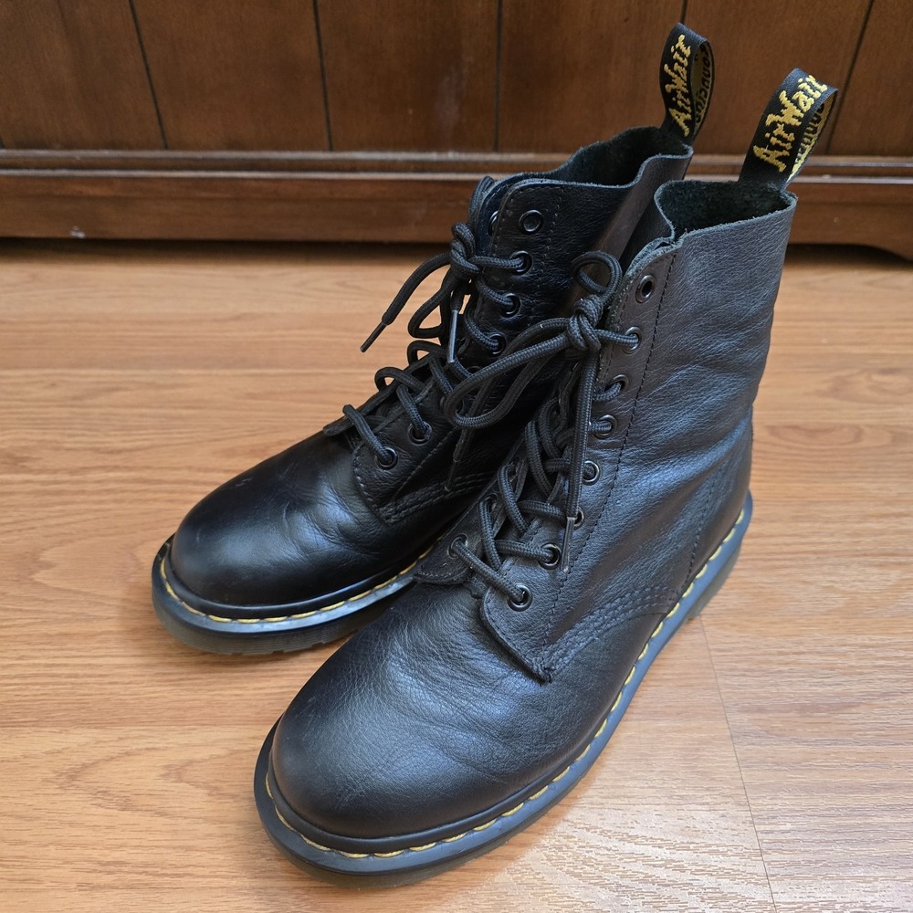 Dr Martens 1460 Pascal Black Soft Leather Ankle Boots Broken In Women's US7 UK5